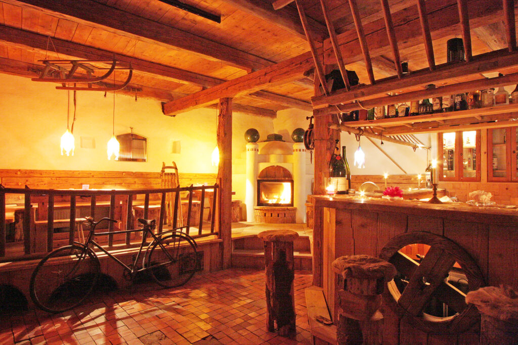 Tiroler bar El Molino Seminarhaus